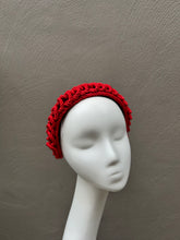 Load image into Gallery viewer, Red Knotted Crown