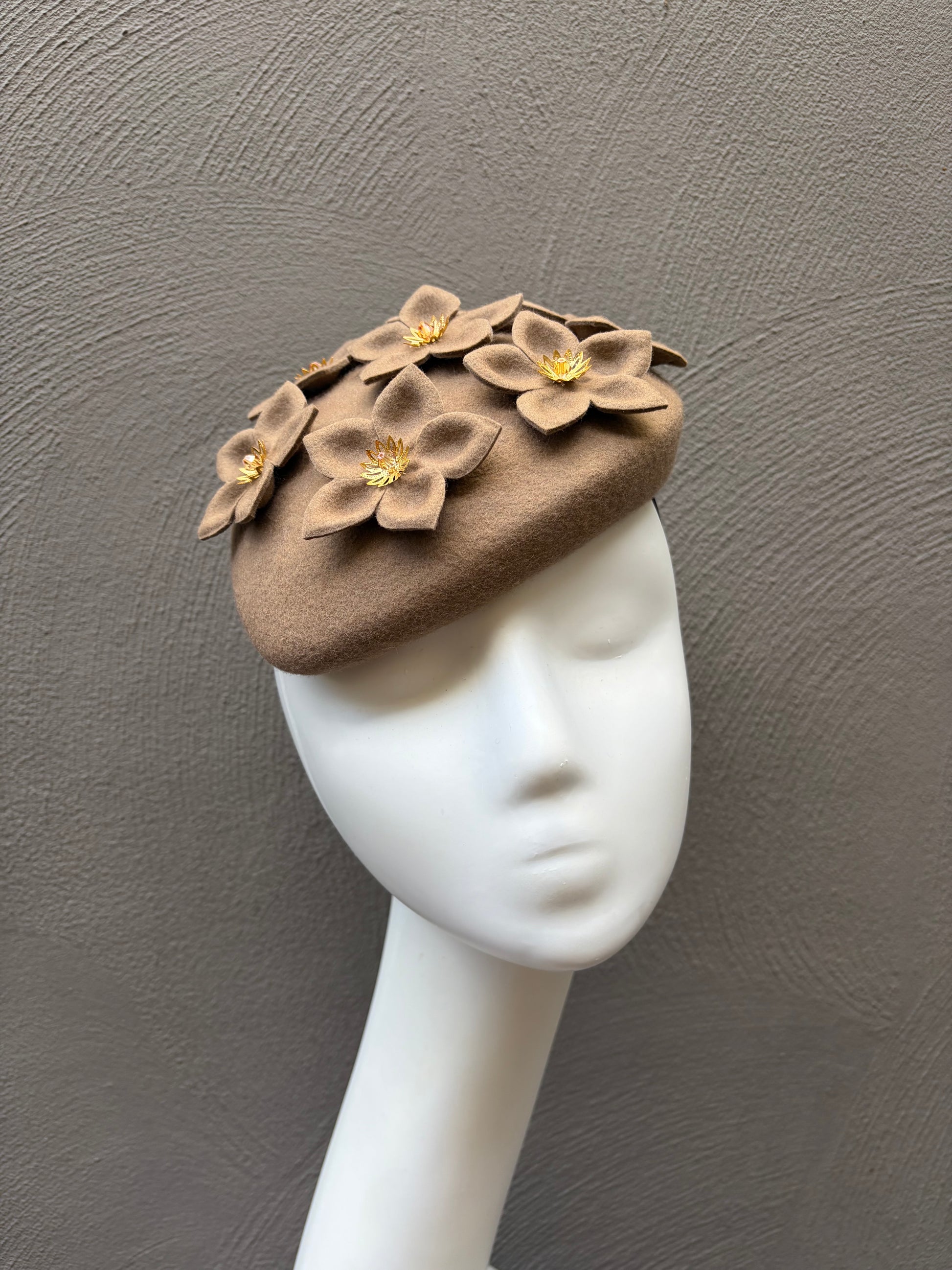 Camel coloured beret