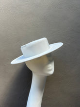 Load image into Gallery viewer, White Straw Boater Hat