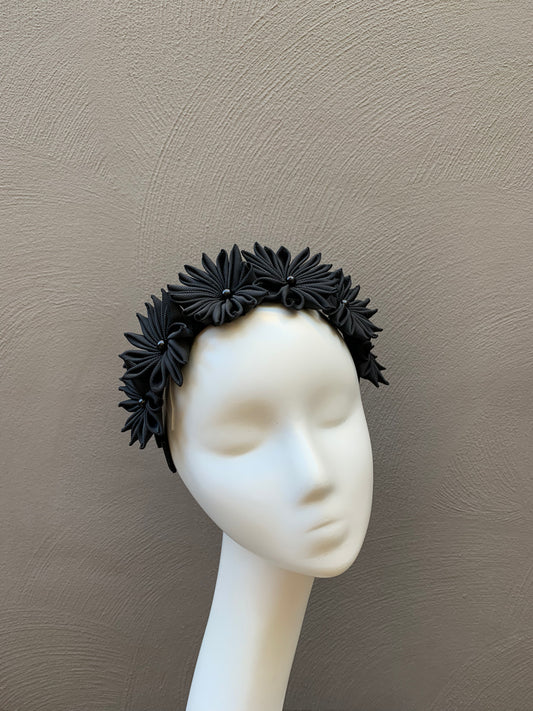 Black Pinwheel Headpiece